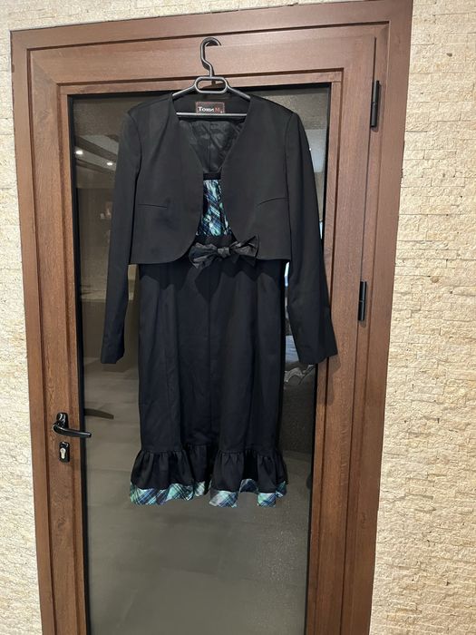 Дамски Костюм Тони М