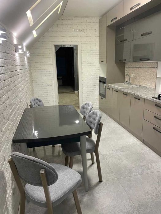 Дава се под наем Етаж от къща в София, Илиянци - 67 кв.м за 350 € - Снимка #2