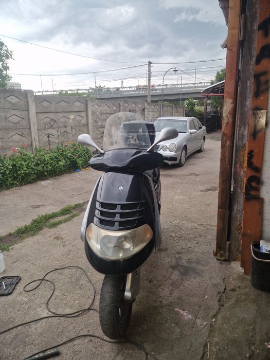 Scuter  Piaggio hexagon 180 2t