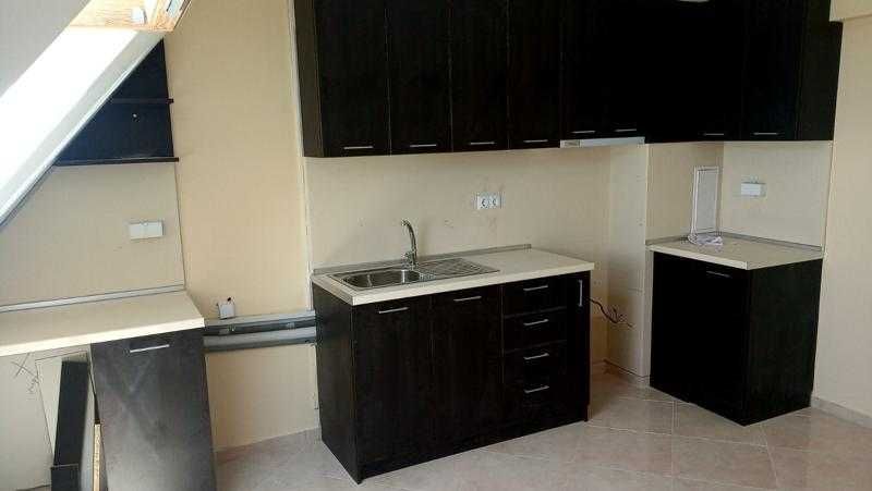 Дава се под наем Четиристаен апартамент в Бургас, Лазур - 112 кв.м за 235 € - Снимка #14