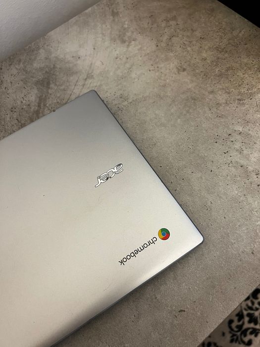 Chrombook laptop