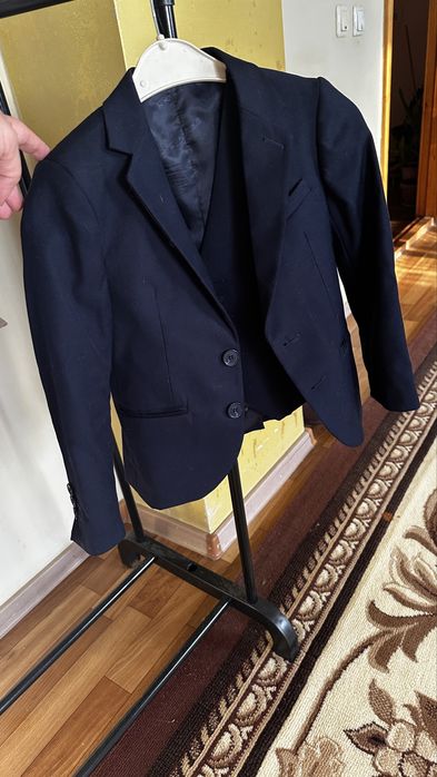 Школьные вещи продам