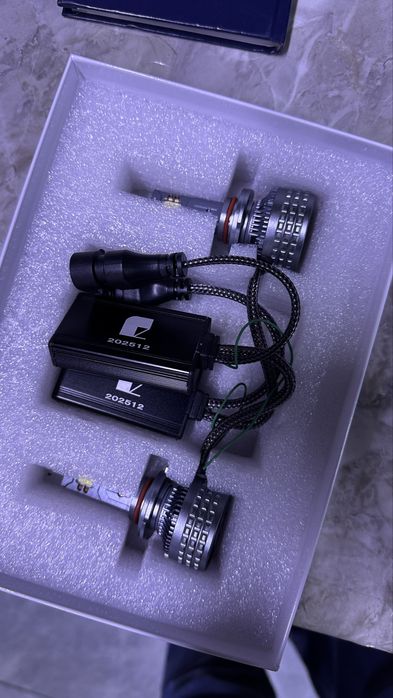 Продам ламплчки зикр. Есть разные цоколи. Ziker