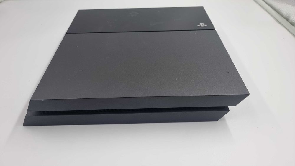 Consola Playstation 4 Standard [Amanet Club Caro]
