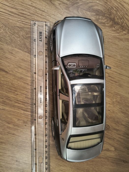 Machetă Maybach Metal