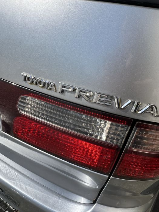 Toyota Previa USA edition