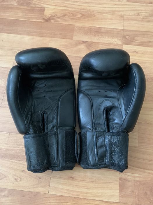 Перчатки боксерские