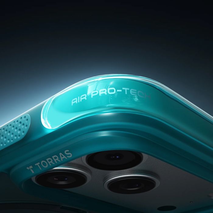 Husa 17 Pro Max Torras Air case