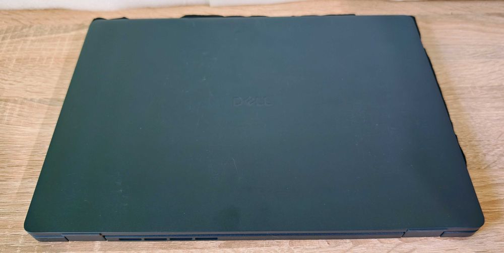 Dell Pro 16/Intel Ultra Core i5 120U/16GB RAM/512GB SSD NVMe/16' FHD+ IPS/Intel Graphics с гаранция 3 години буквално НОВ