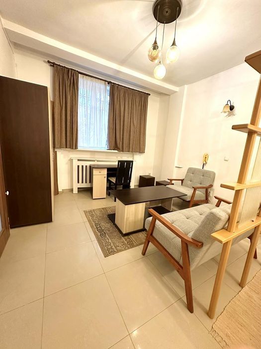 Дава се под наем Двустаен апартамент в София, Център - 50 кв.м за 597.21 € - Снимка #1