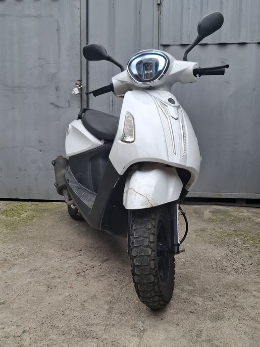 Скутер ALX JOG 125 белый