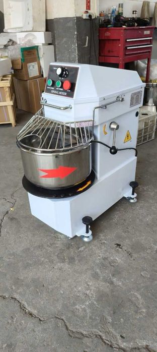 Malaxoare aluat ,malaxor pizza,malaxoare 2 viteze,54,80 litri,in stoc