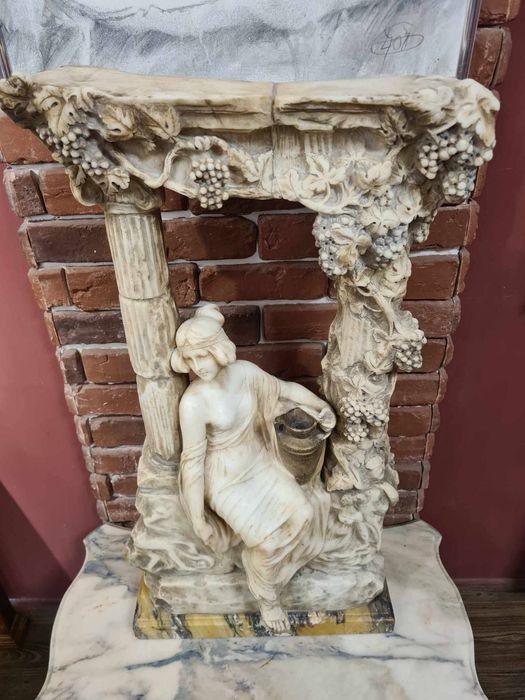 Sculptura din marmura personaj feminim, Fritz Kochendorfer 1871-1942