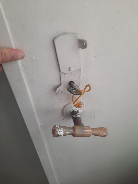 Сейф стальной бу