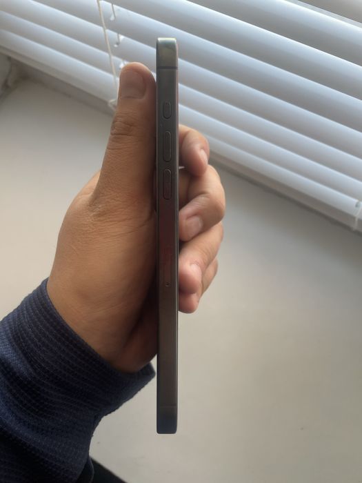Iphone 15 pro max 256gb в отличном состоянии