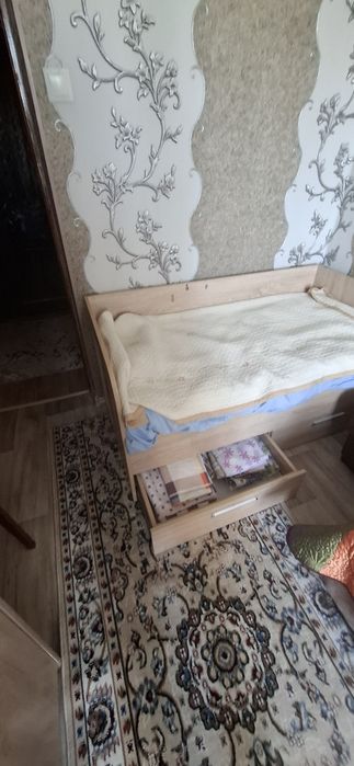 Кровать детская.