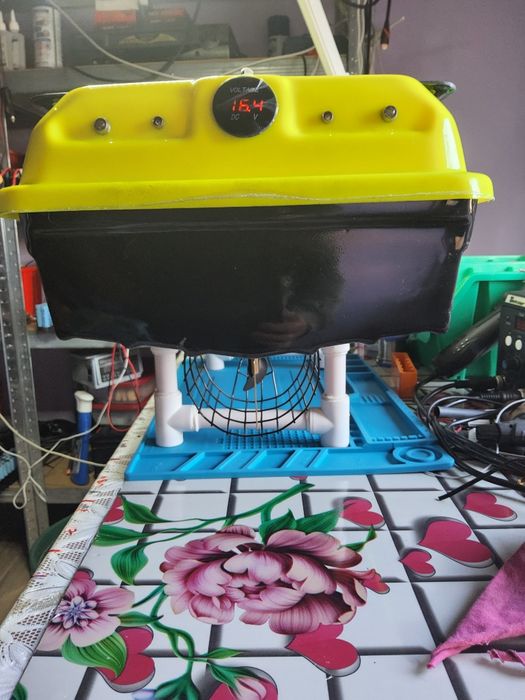 NAVOMODEL DE VITEZA / Barcuta de pescuit, 4s, motor brushless