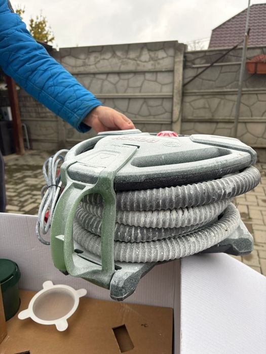 Vând pistol de vopsit Bosch PFS 5000 E, 1200 W, 1000 ml capacitate rez