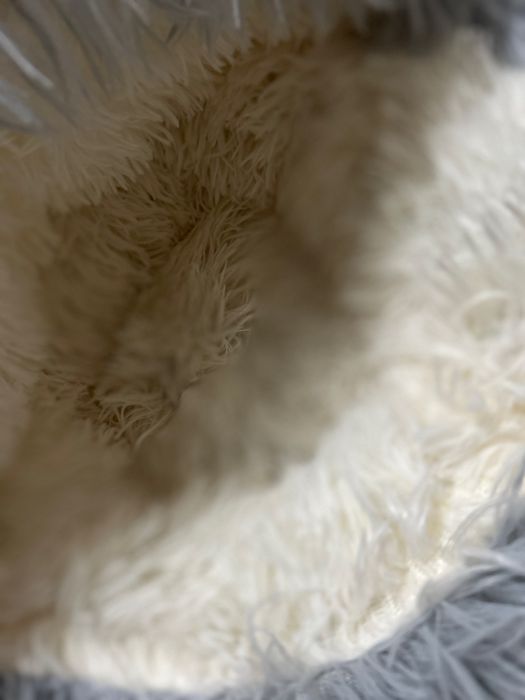 Лежанка для собак и кошек