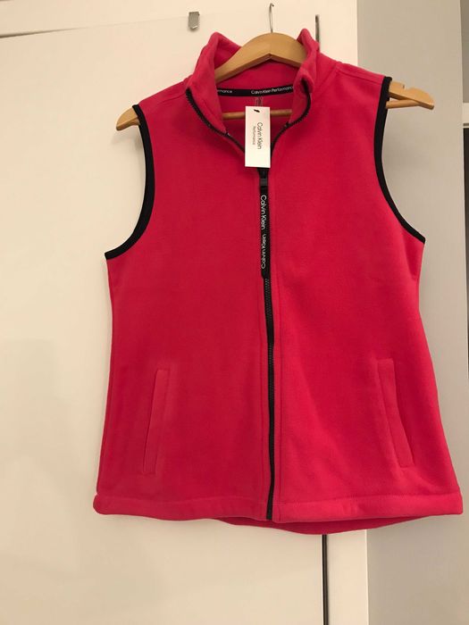 Нов оригинален елек Calvin Klein-USA