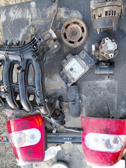 Продам запчасти на приору