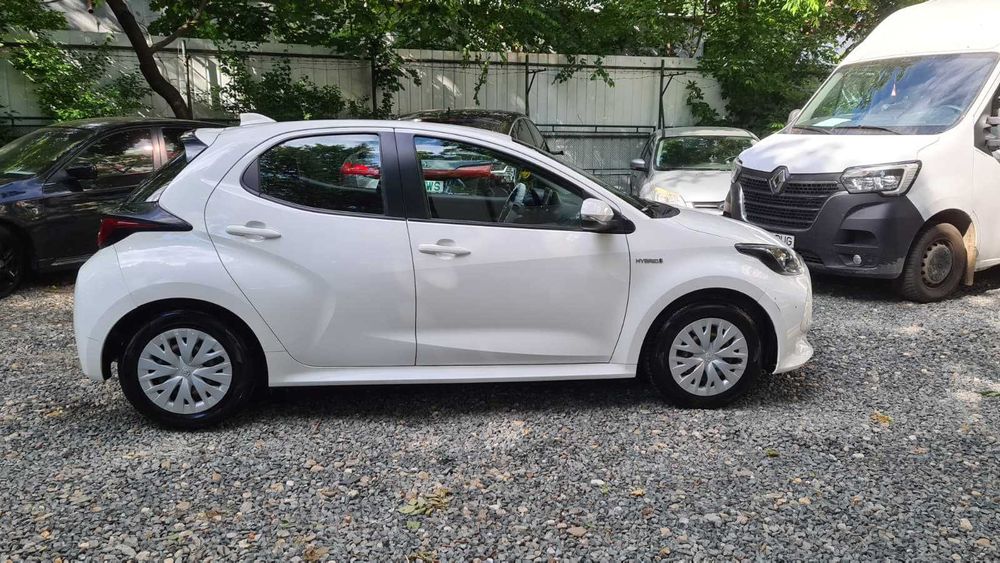 Toyota Yaris , 2021 1.5 hibrid , km 77969 detalii pe autoavariat-ro