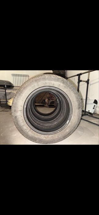Продам шины 215/60 R16