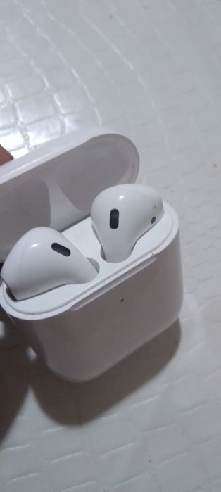 Продаеться Наушник беспроводной