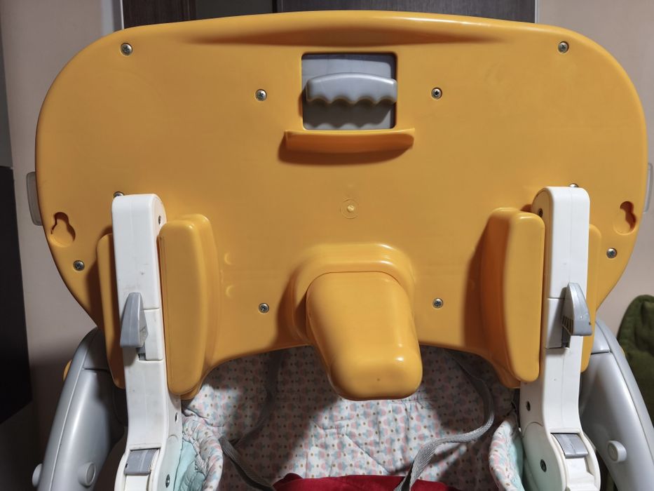 Стол за хранене от 1 до 5 годишна възраст Brevi + подарък