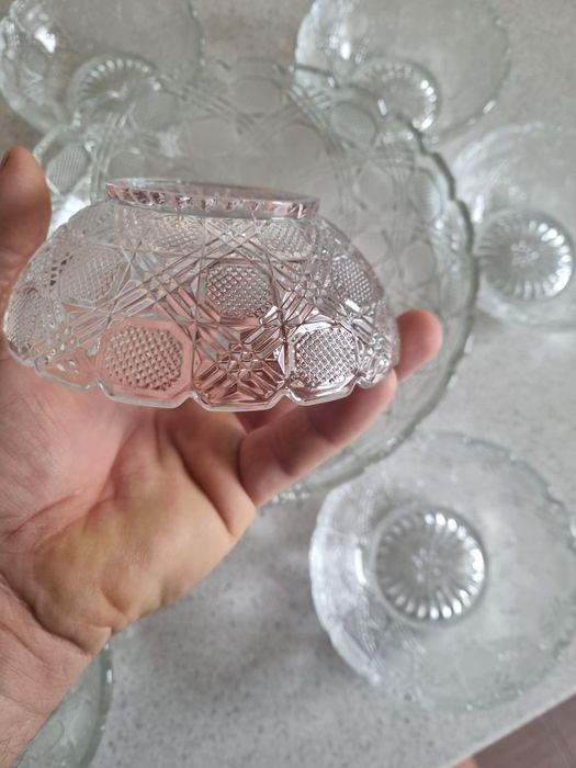 Vând set boluri cristal