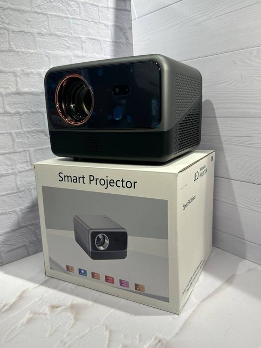 Проектор, видеотехника ,лампы