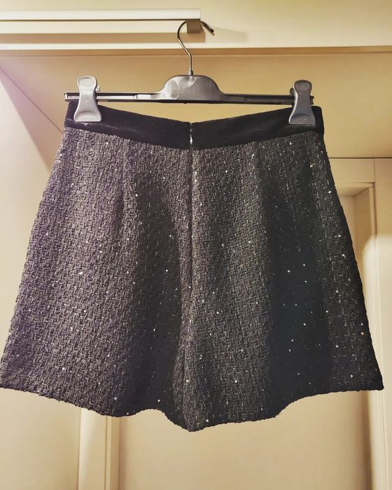 Elisabetta Franchi  tweed and velvet shorts