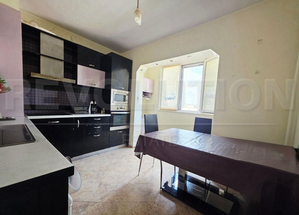 Продава се Тристаен апартамент в София, Люлин 10 - 79 кв.м за 2089 €/кв.м - Снимка #6