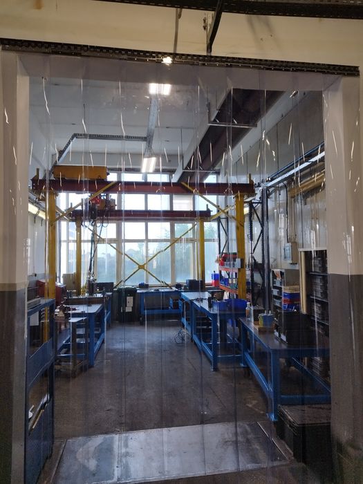 Perdele PVC despartitor de hală