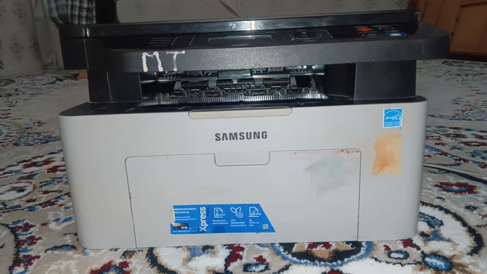 Продается принтер самсунг