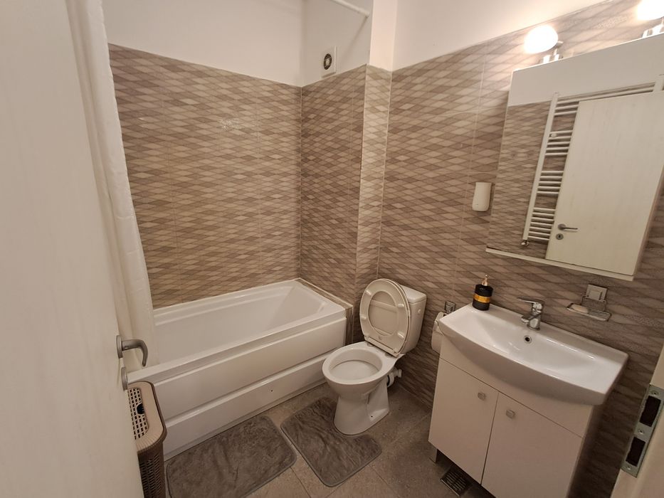 Inchiriere apartament 2 camere decomandat etaj 1/5 Chiajna Apeductului - proprietar