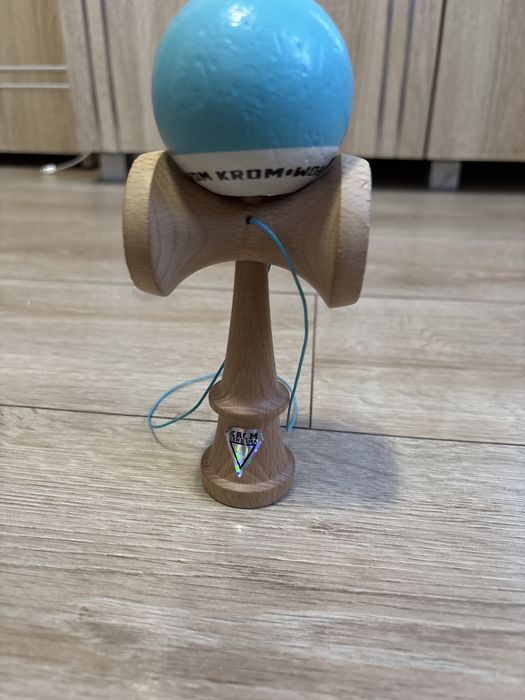 Kendama krom pop sticky