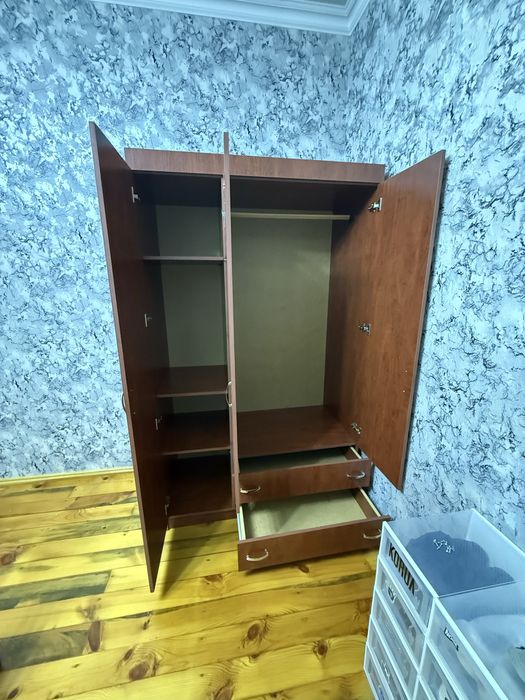 Качественный шкаф для одежды