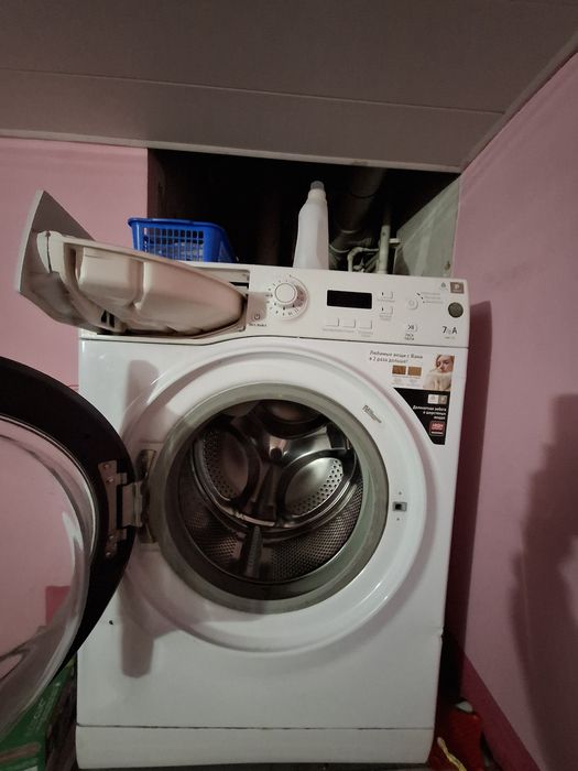 Hotpoint Ariston WMF700 7kga