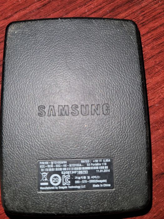 Samsung HARD 1 TB srochno sotiladi