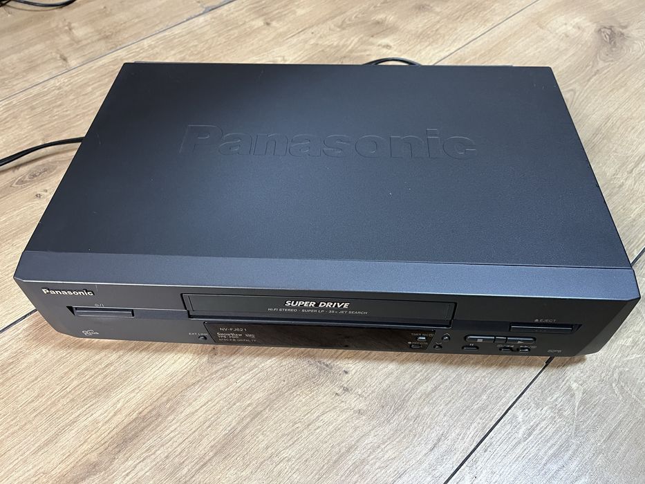Videorecorder Panasonic seria NV FJ621