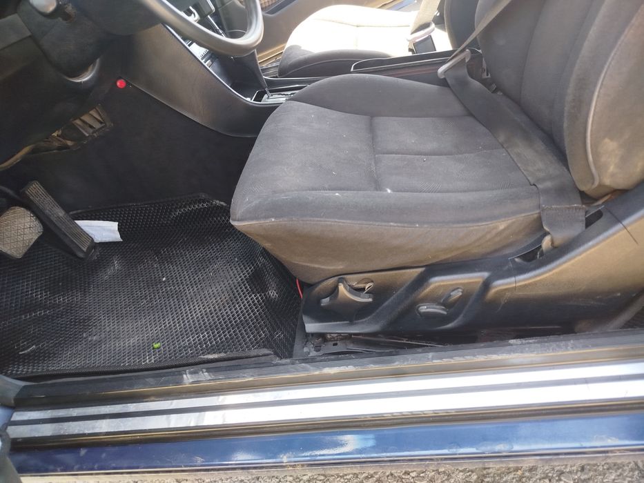 Продам машину Мерседес