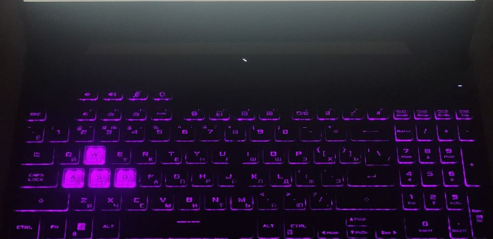 Продам ноутбук  новый