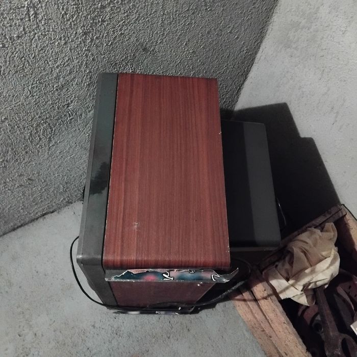 Стари телевизори