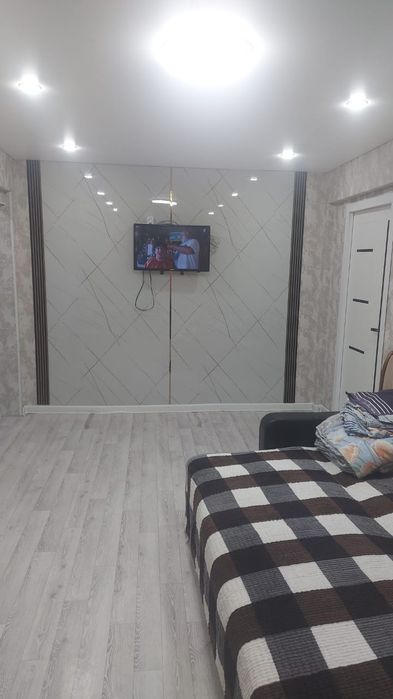 Сдается 1 комнатная посуточно