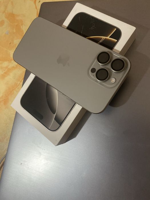 Продаю iphone 16 pro max 256gb