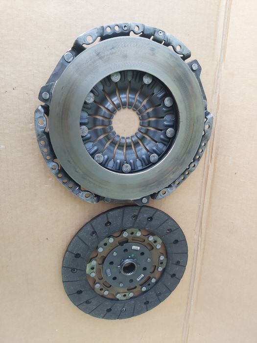 Комплект съединител SACHS за VOLKSWAGEN AUDI SKODA SEAT - 03G141015L