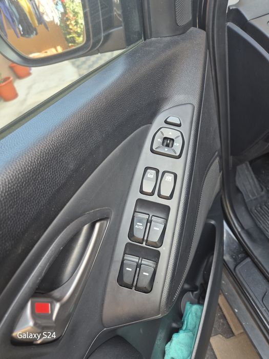 Keyless entry si go,2 chei,geamuri fumuri cu certificat,masina impecabila,mai multe detalii in privat