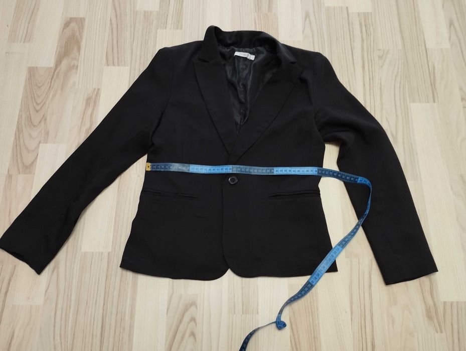 Sacou negru mărimea  40