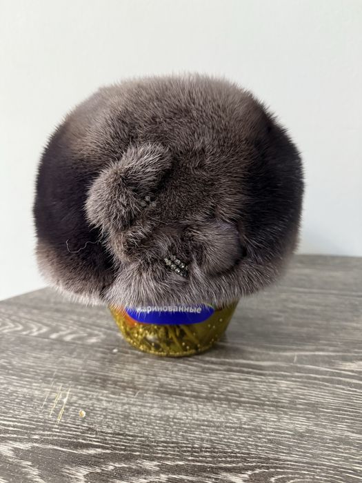 Норковые женские шапки